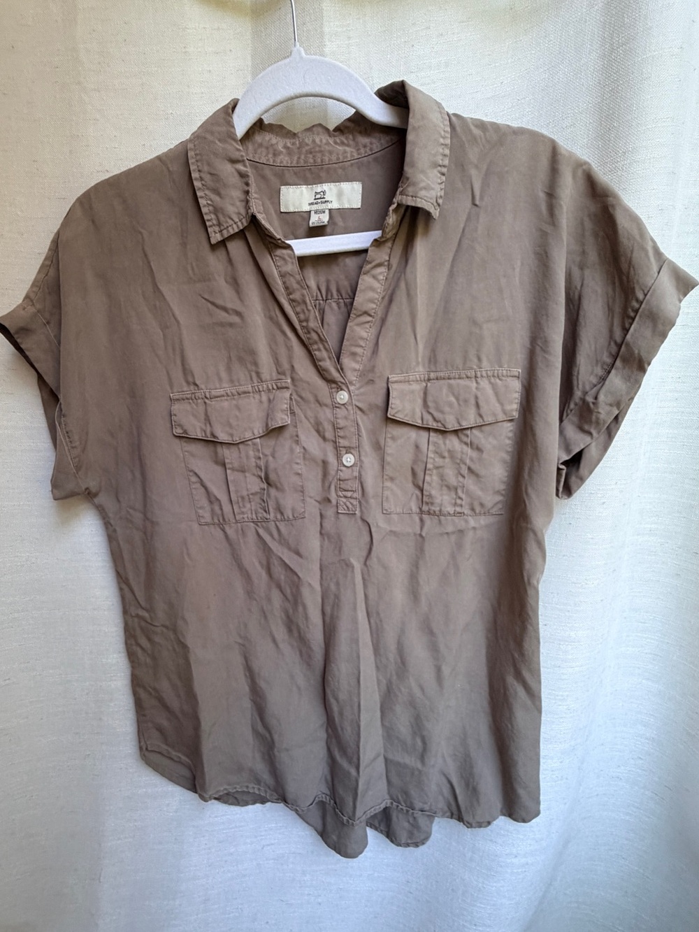 Thread & Supply Taupe Utility Pocket Short Sleeve Blouse Top M